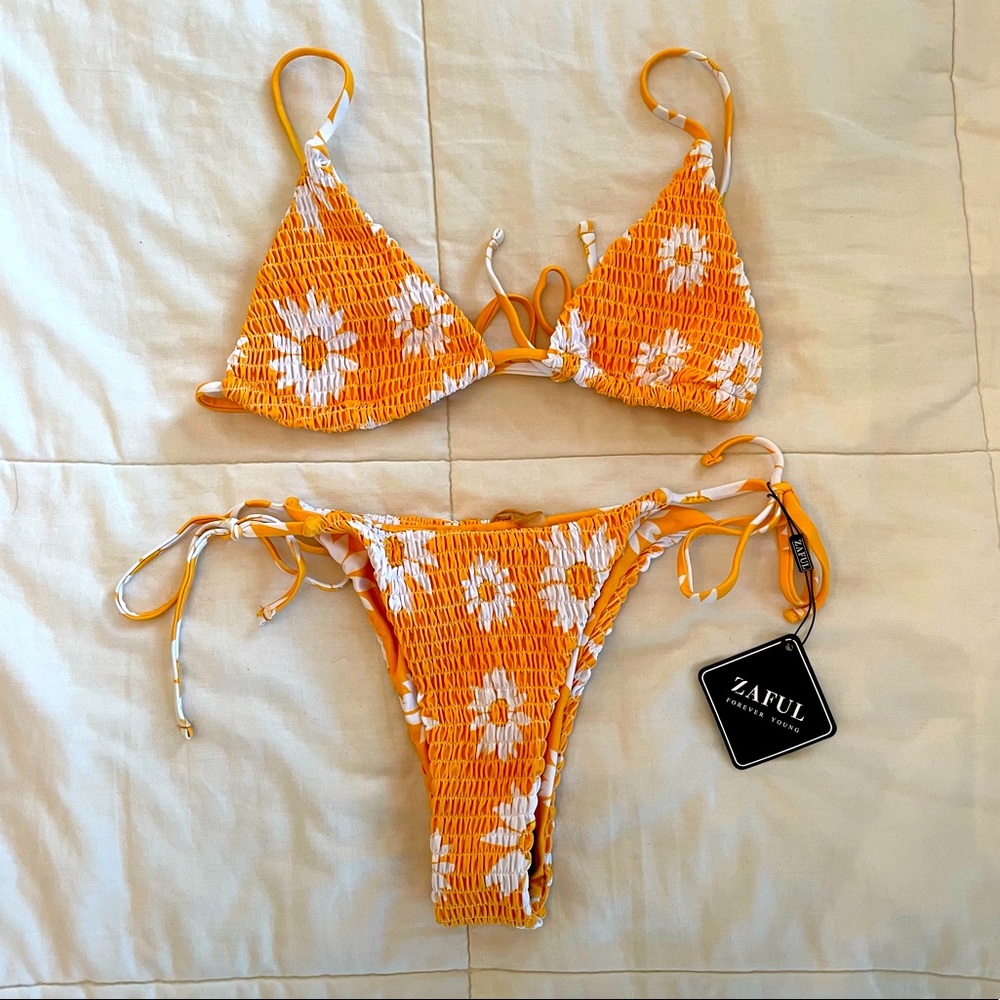 ZAFUL DAISY BIKINI SET *NWT*